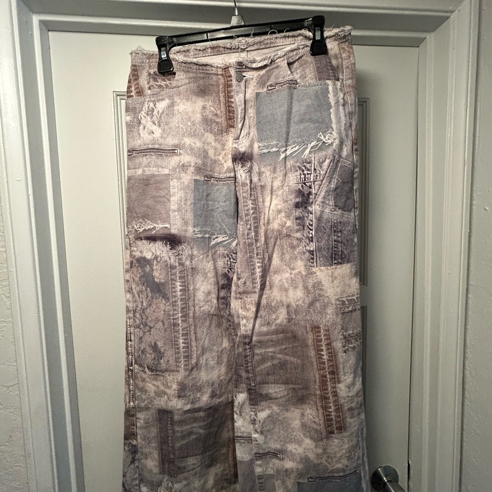 Patchwork Wide-Leg Pants - Picture 9 of 11